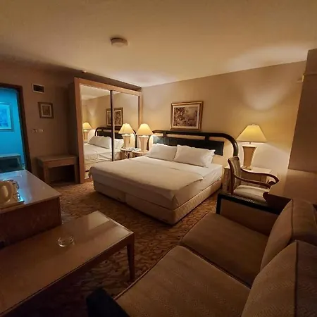 Sever Hotel
