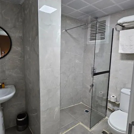 Sever Hotel *