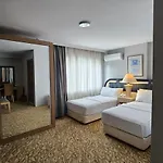 Sever Hotel *